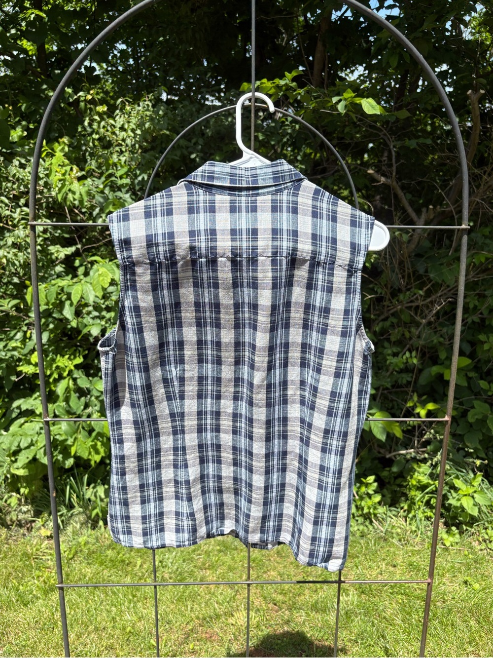 Talbots Navy Blue Beige Gray Plaid Button-Front Shirt Sleeveless Linen-Blend - Picture 9 of 12